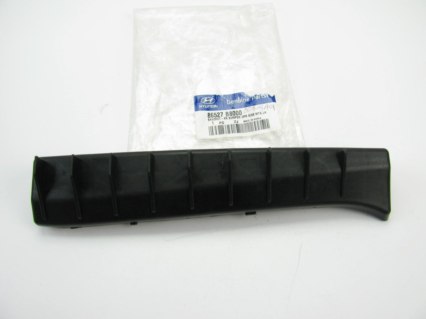 New Front Bumper Grille Outer Bracket Left Driver For 13-15 Santa Fe 86527B8000