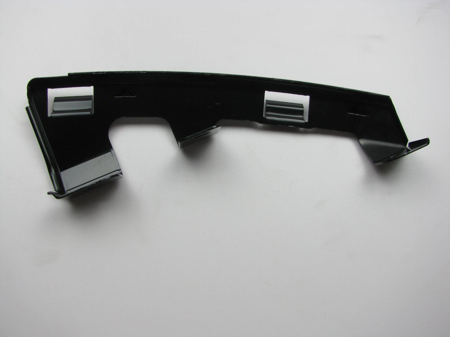 FRONT Bumper Cover LEFT Bracket OEM For 2007-2010 Elantra SEDAN ONLY 865512H000