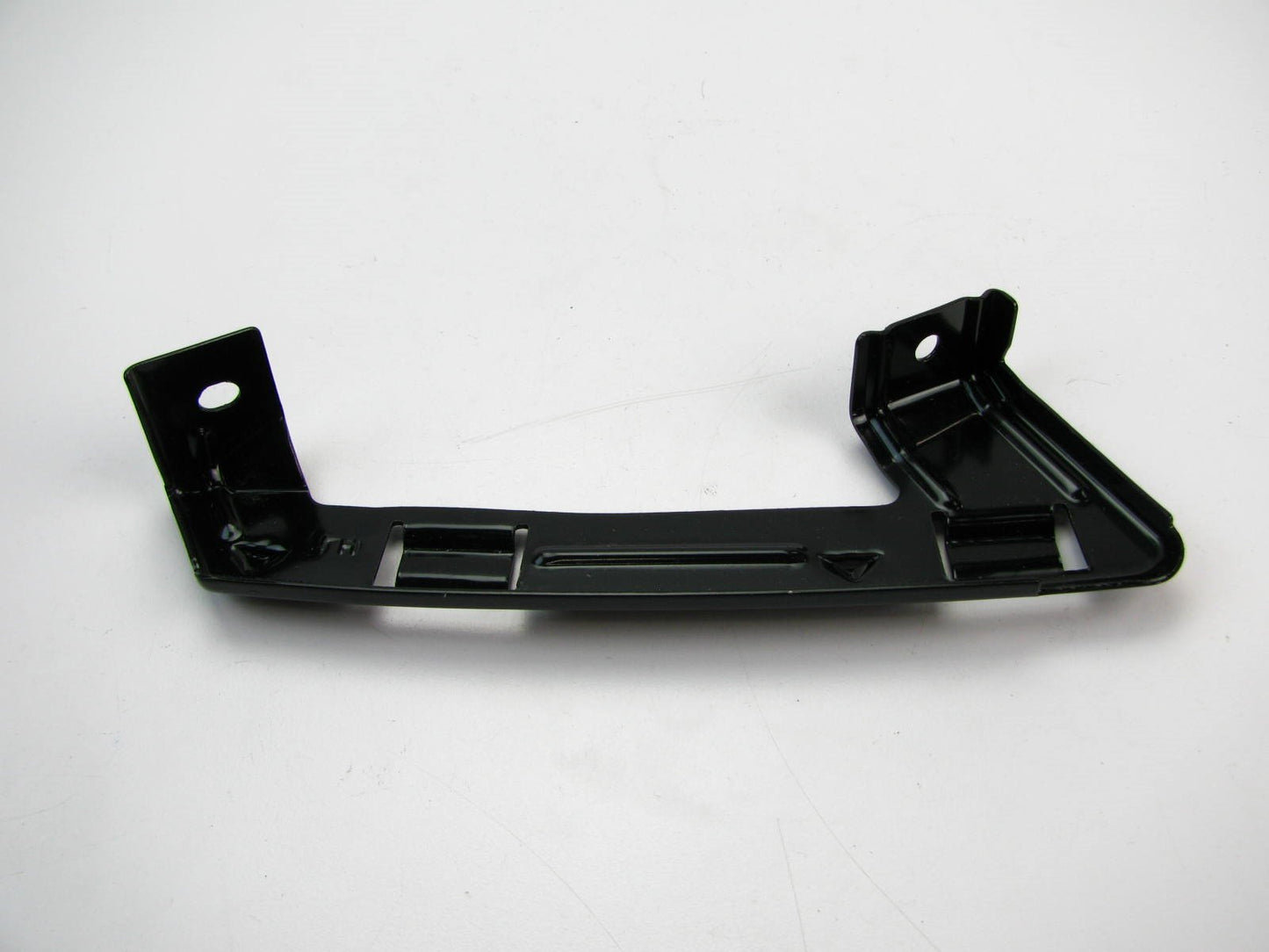 Front Bumper Cover Upper Left Drivers Side Support Bracket OEM For 06-08 Sonata