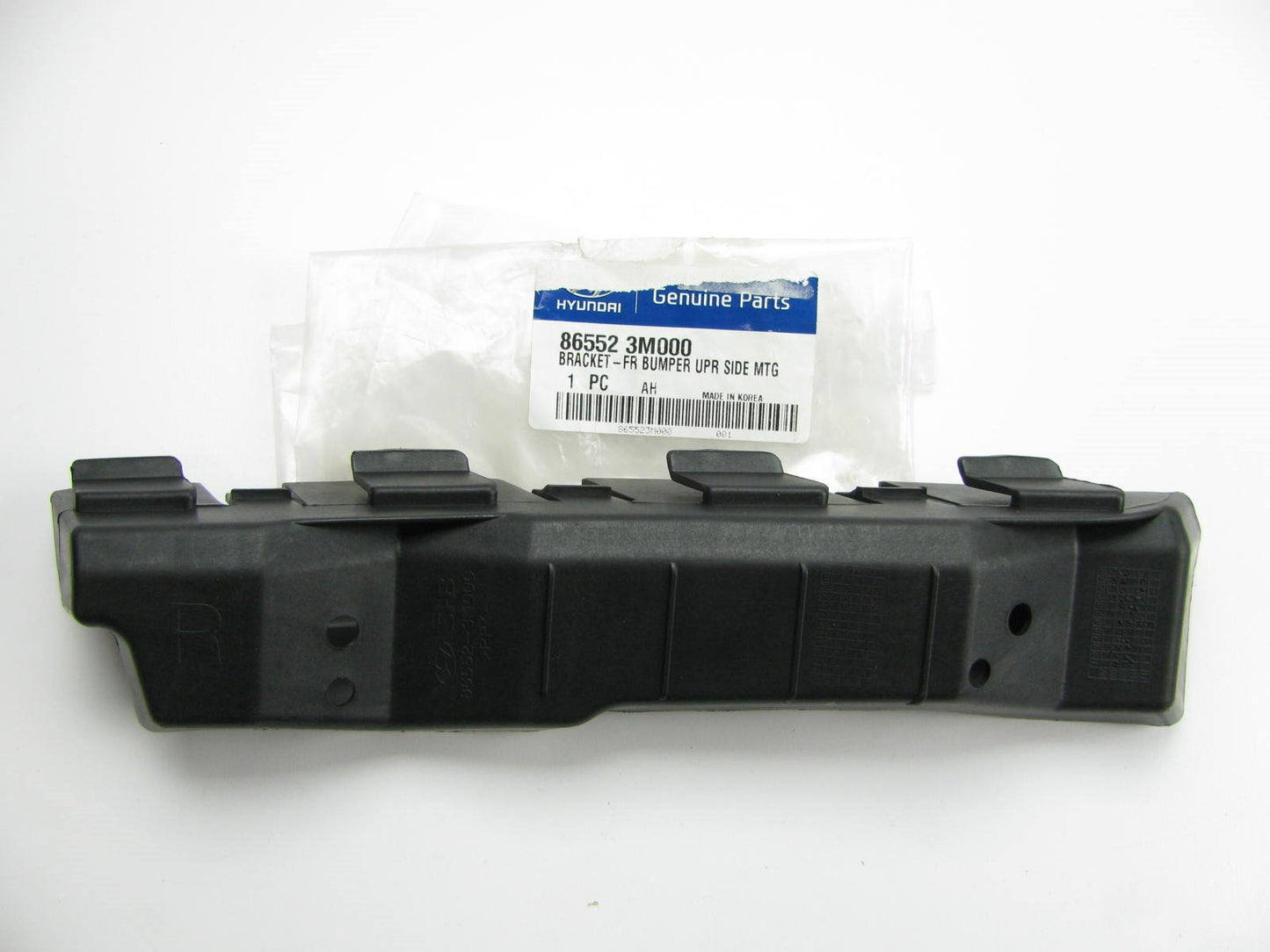 Right Passengers Side Headlight Bracket OEM For 2009-12 Genesis  865523M000