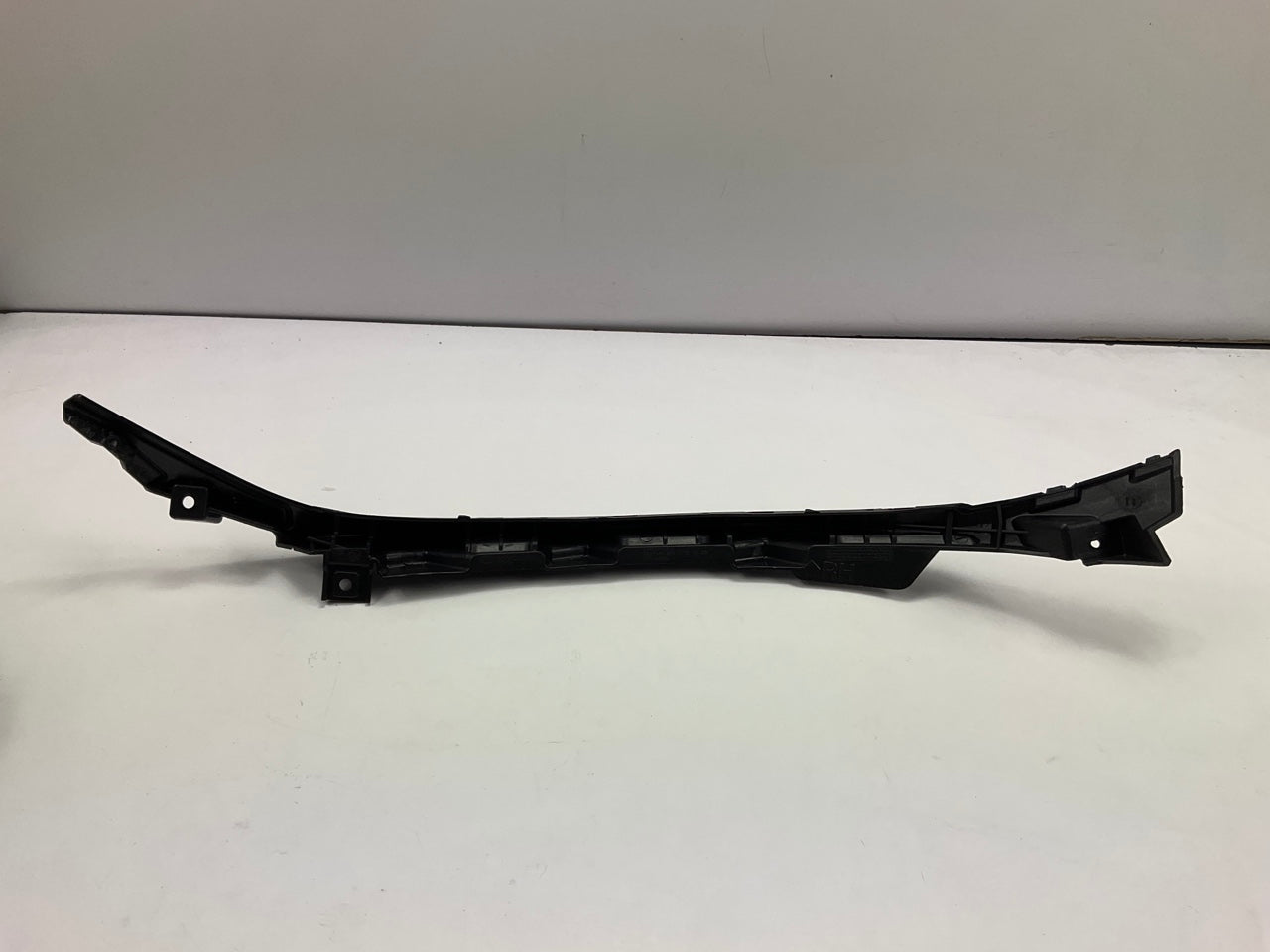 NEW - OEM 86554F2000 Front Left Bumper Bracket For 2017-2018 Hyundai Elantra