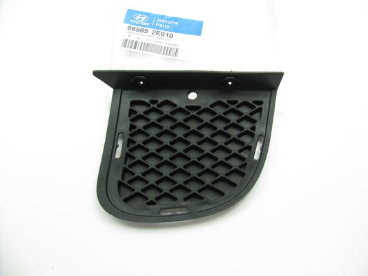 New Front Bumper LEFT (Drivers) Hole Cover Grille Insert OEM For 2005-09 Tucson
