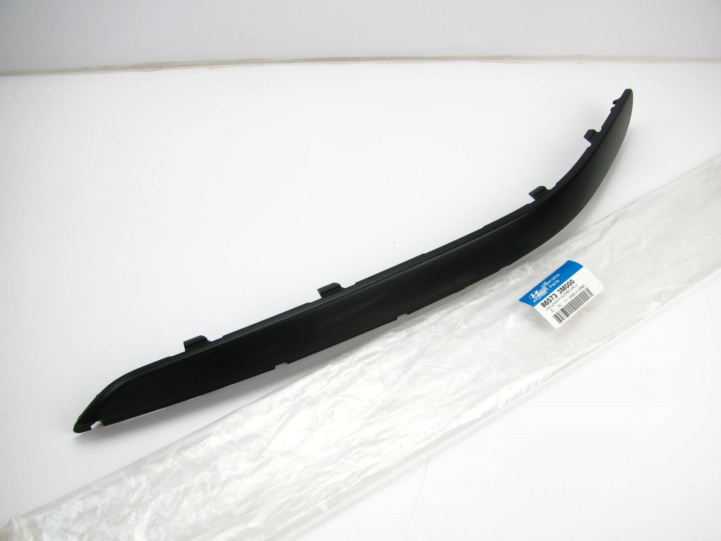 Front Upper Left Drivers Side Bumper Trim Moulding OEM For 2009-2011 Genesis