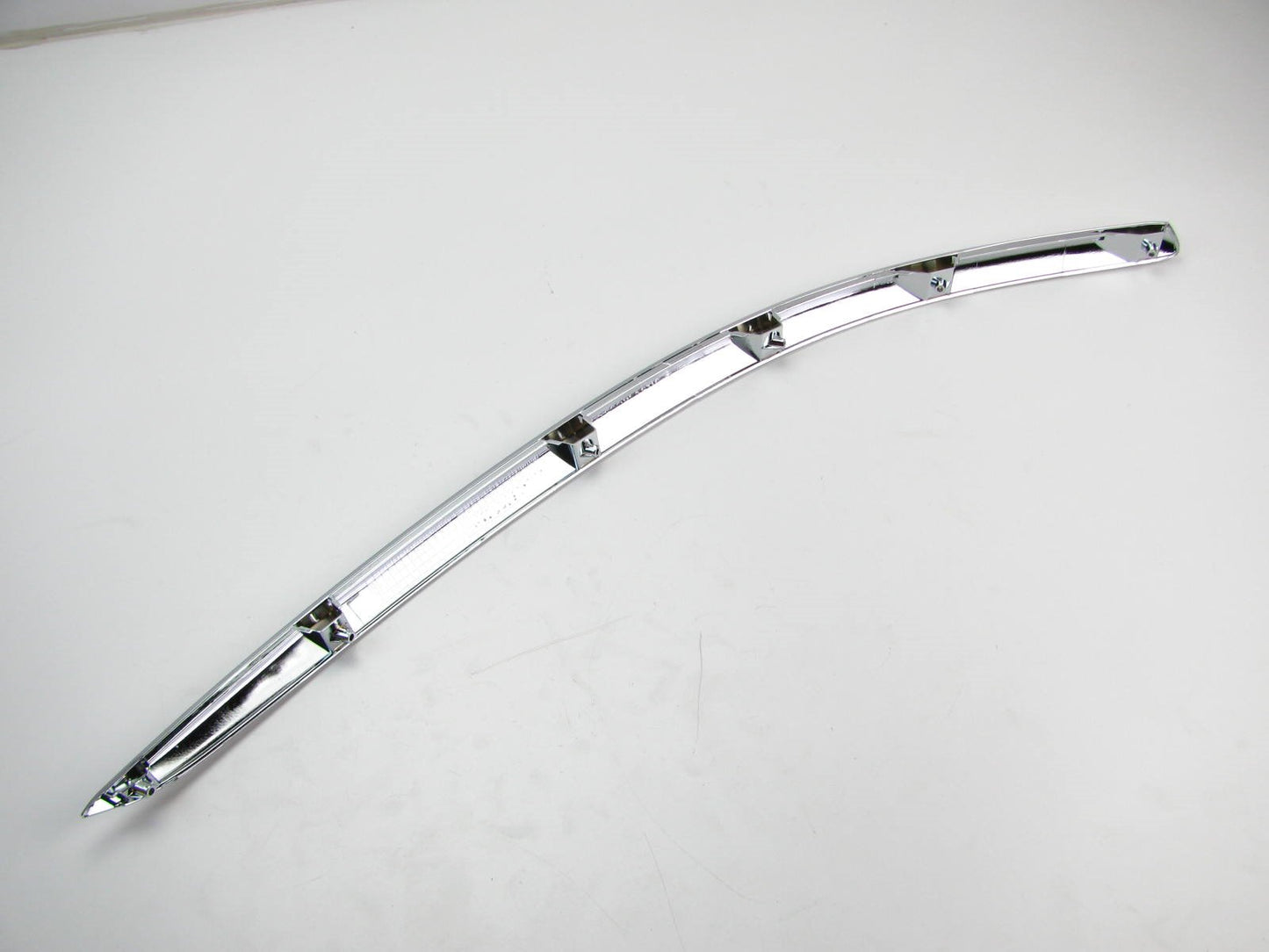 Front Bumper Upper Left Driver Side Chrome Trim Moulding Strip For 12-14 Genesis