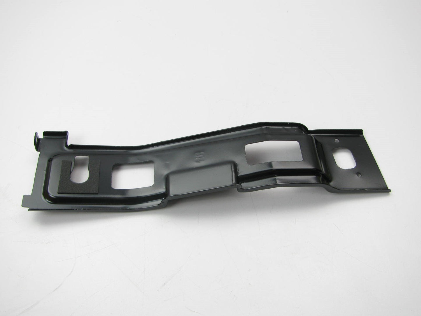 New Front Bumper Support Upper Center Bracket Right Passenger For 13-15 Santa Fe