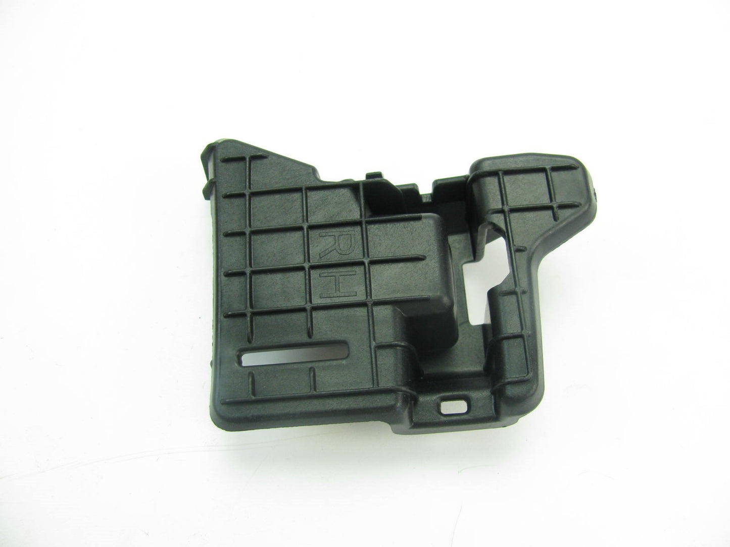 FRONT BUMPER RIGHT PASSENGERs Guide Cover Holder OEM For 2013-2015 Santa Fe