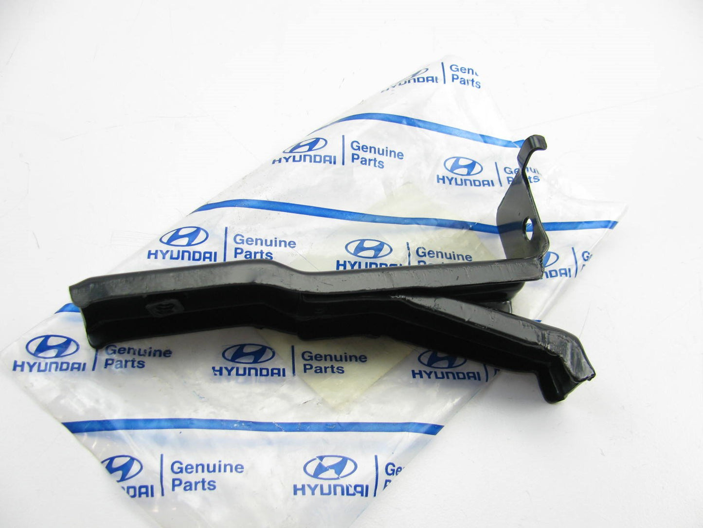 New OEM Front Bumper Cover Upper Left Bracket For 1999-2001 Sonata 8658138001