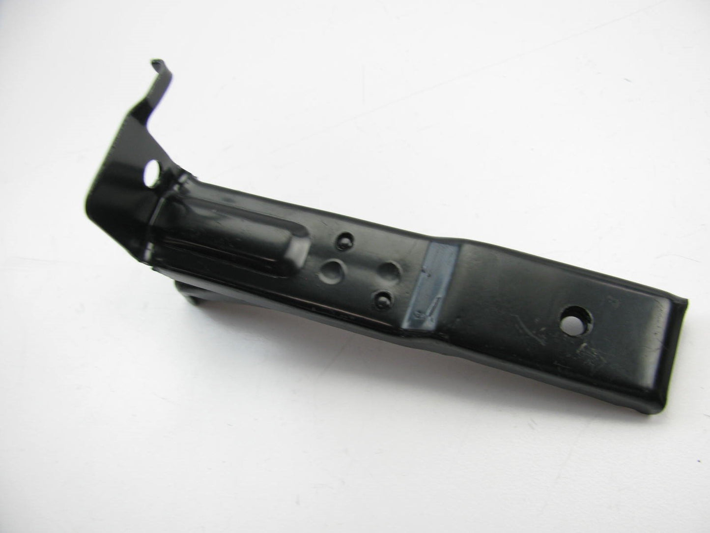 New OEM Front Bumper Cover Upper Left Bracket For 1999-2001 Sonata 8658138001