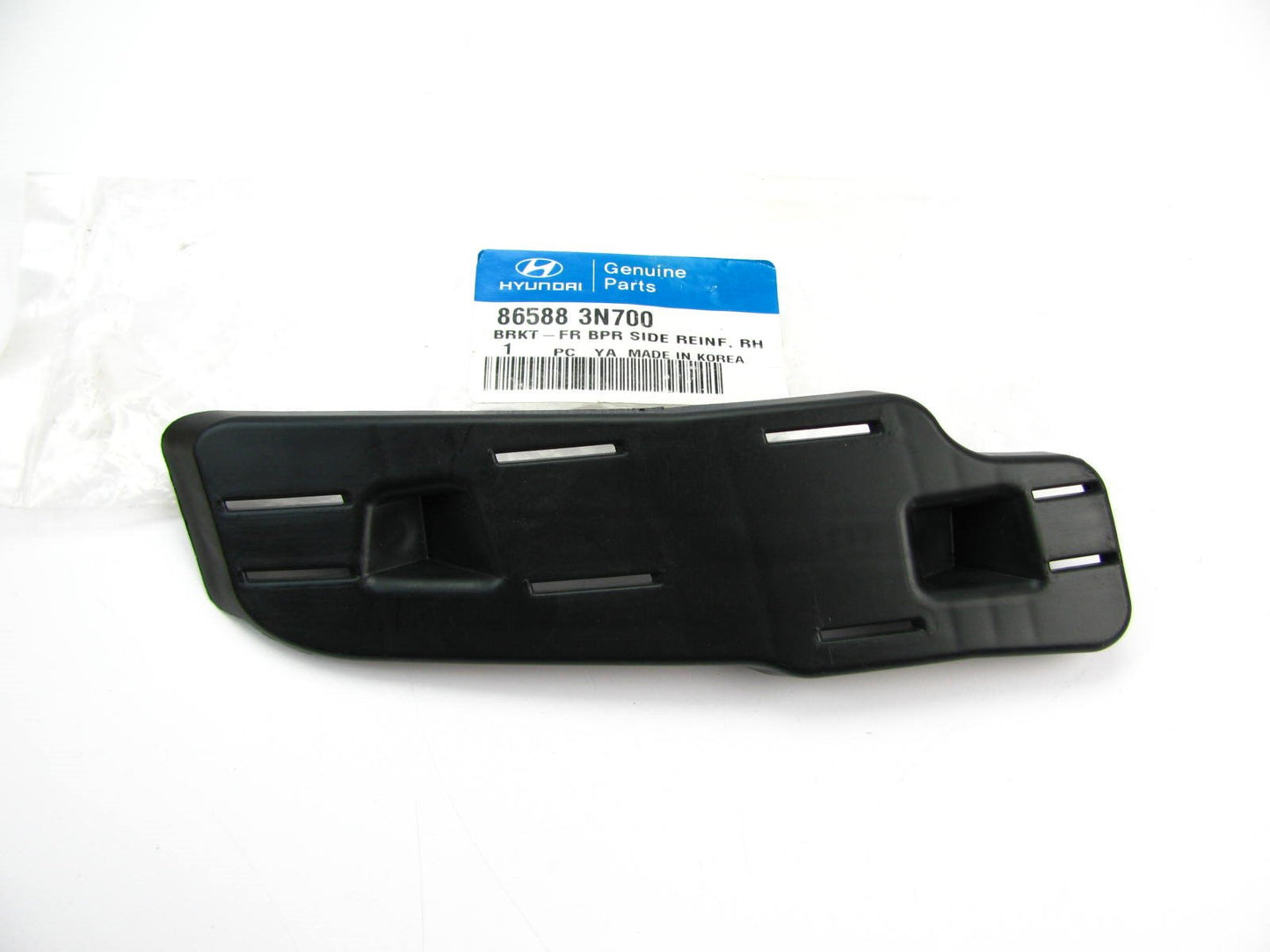Front Bumper Cover Right Passengers Side Retainer Bracket OEM For 2014-15 Equus