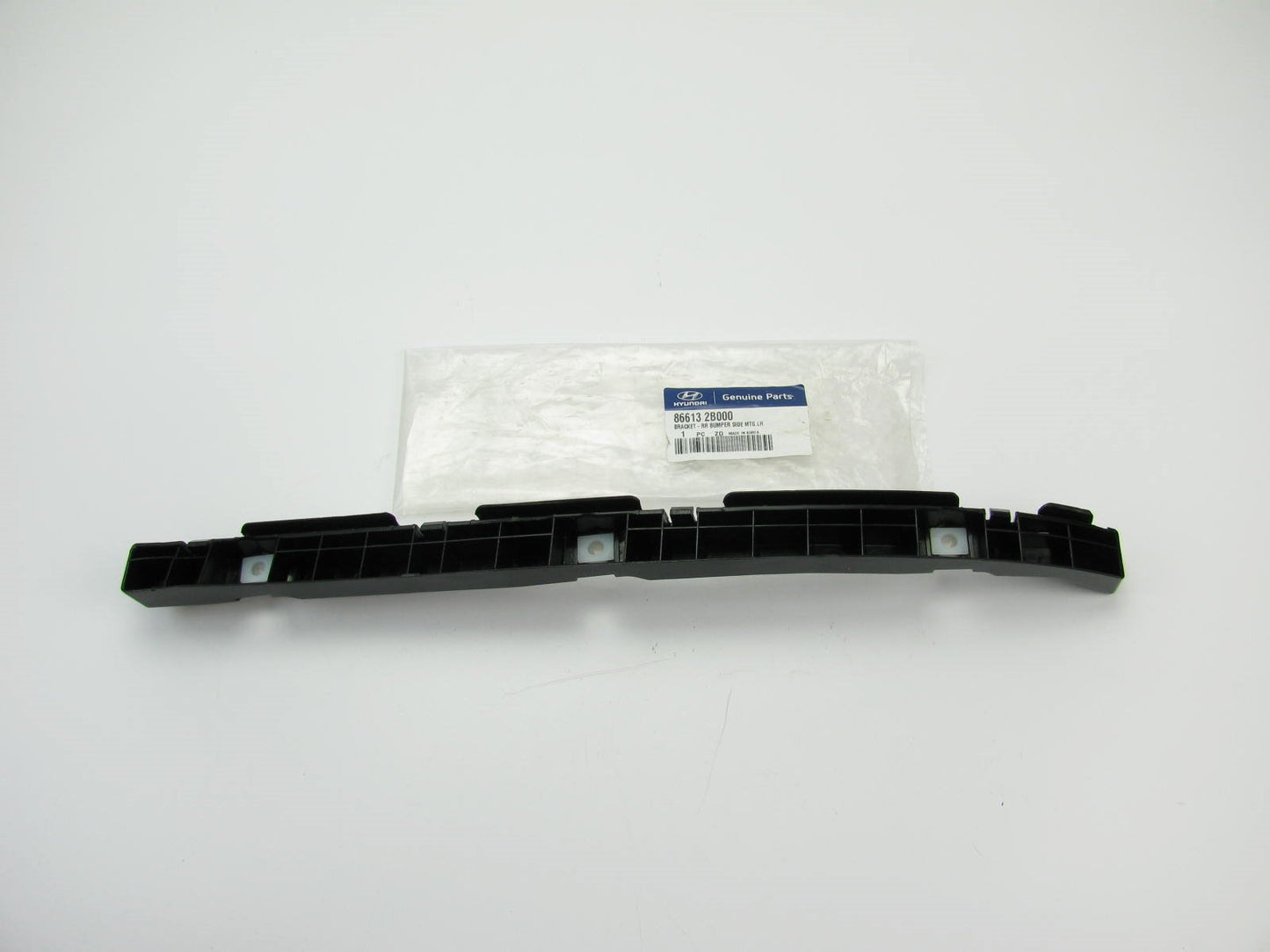 New OEM Rear Bumper Support Bracket Left Driver For 07-09 Santa Fe 866132B000