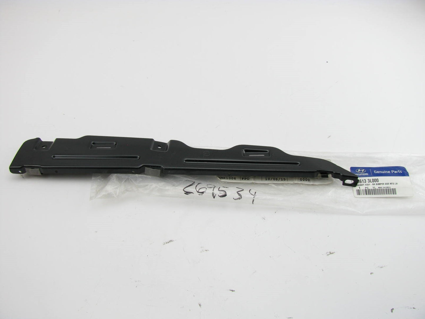 New OEM Rear Bumper Cover Mounting Bracket Left Side For 2006-10 Hyundai Azera