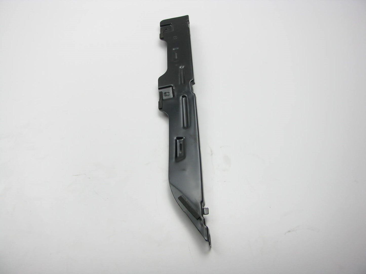 REAR Bumper Cover Mounting Bracket Right Passengers Side OEM For 2009-10 Sonata