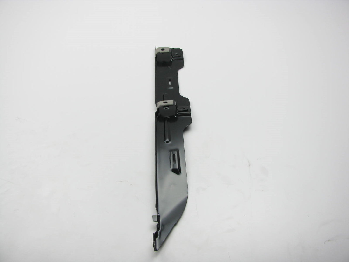 REAR Bumper Cover Mounting Bracket Right Passengers Side OEM For 2009-10 Sonata