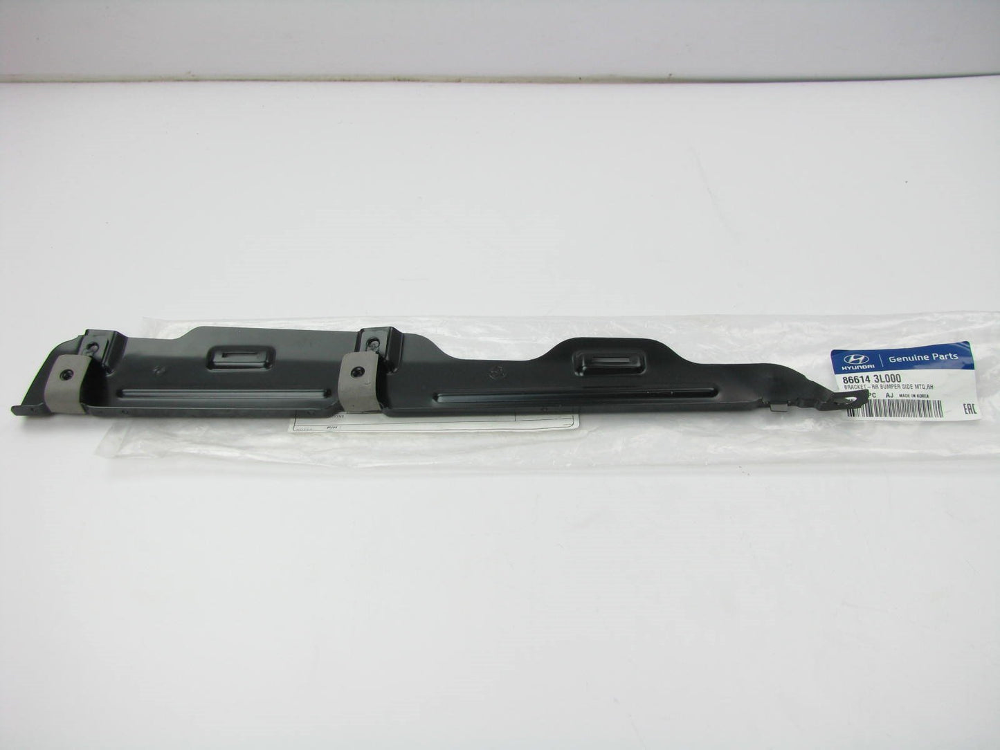 REAR Bumper Cover Side Support Bracket Right Passengers Side OEM For 06-10 Azera