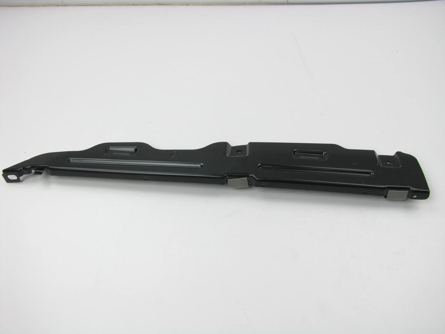 REAR Bumper Cover Side Support Bracket Right Passengers Side OEM For 06-10 Azera
