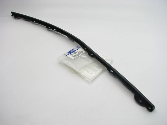 NEW REAR CENTER Bumper LOWER Molding Trim OEM For 2006-2012 Veracruz 866213J000