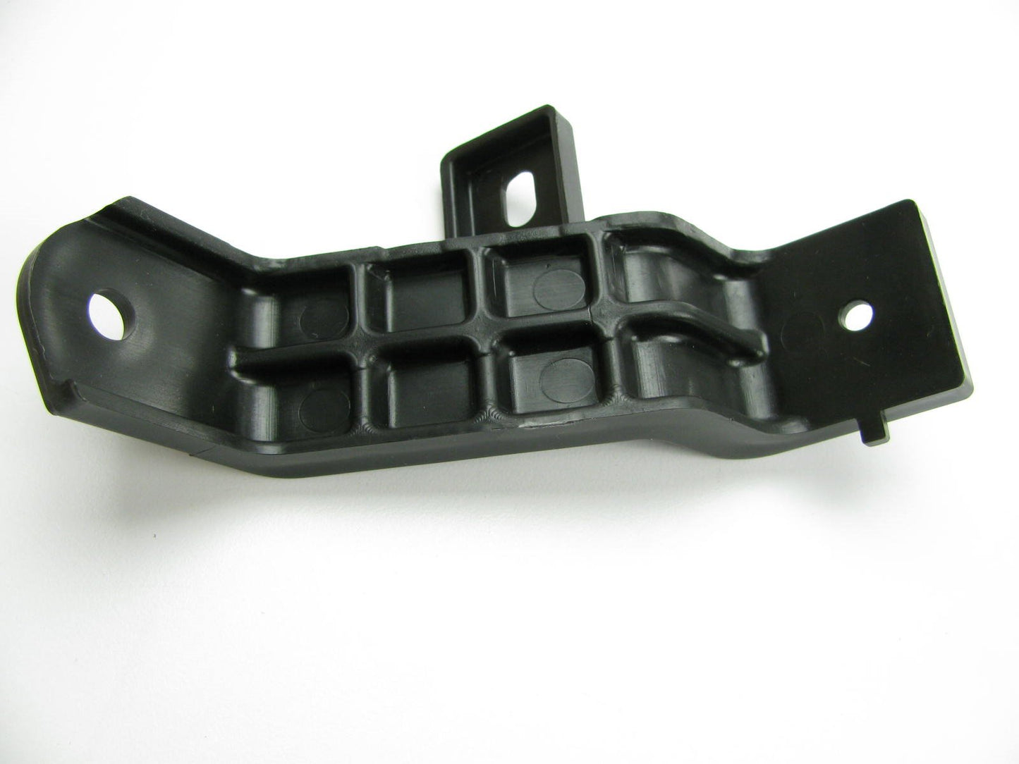 New Rear Bumper Impact Bar Lower Left Mounting Bracket For 2012-2017 Veloster
