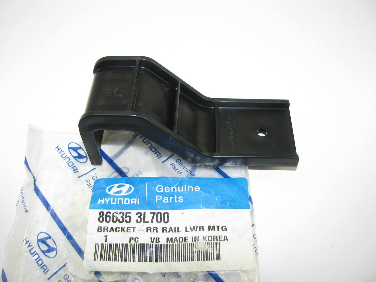 NEW GENUINE Rear Impact Bar Lower Mounting Bracket OEM For 2011 Azera 866353L700
