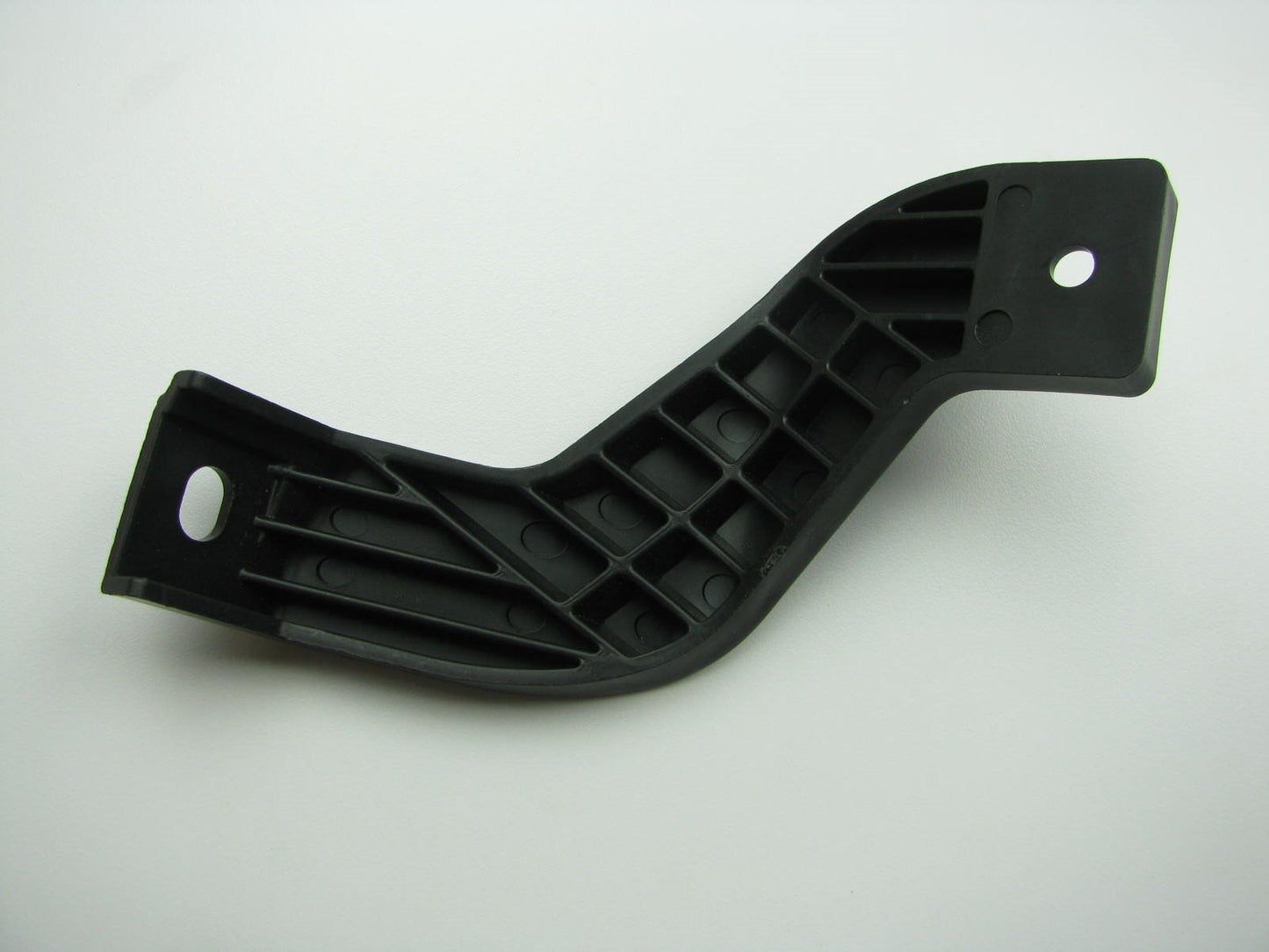 Rear Bumper Left Drivers Side Stay Bracket OEM For 2011-2012 Equus 866353N010