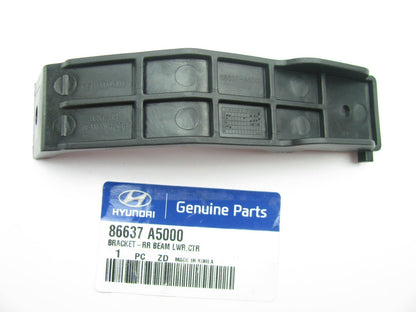 New OEM Rear Bumper Impact Bar Lower Center Bracket For 2013-14 Elantra GT