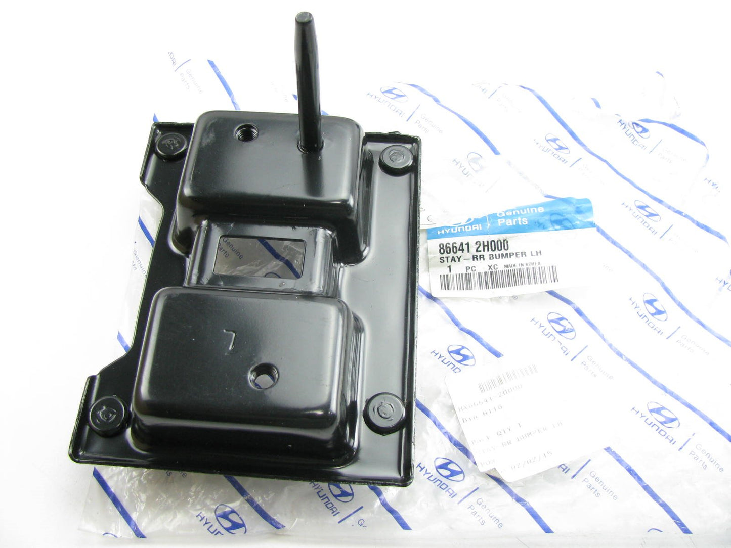 New Genuine REAR Bumper LEFT Side Stay Bracket OEM For 07-10 Elantra SEDAN