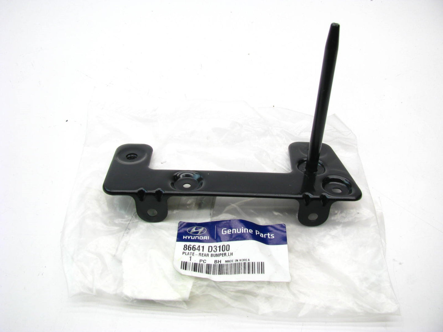 New Genuine OEM Rear Left Side Bumper Mount Plate For 2016-18 Tucson 86641D3100