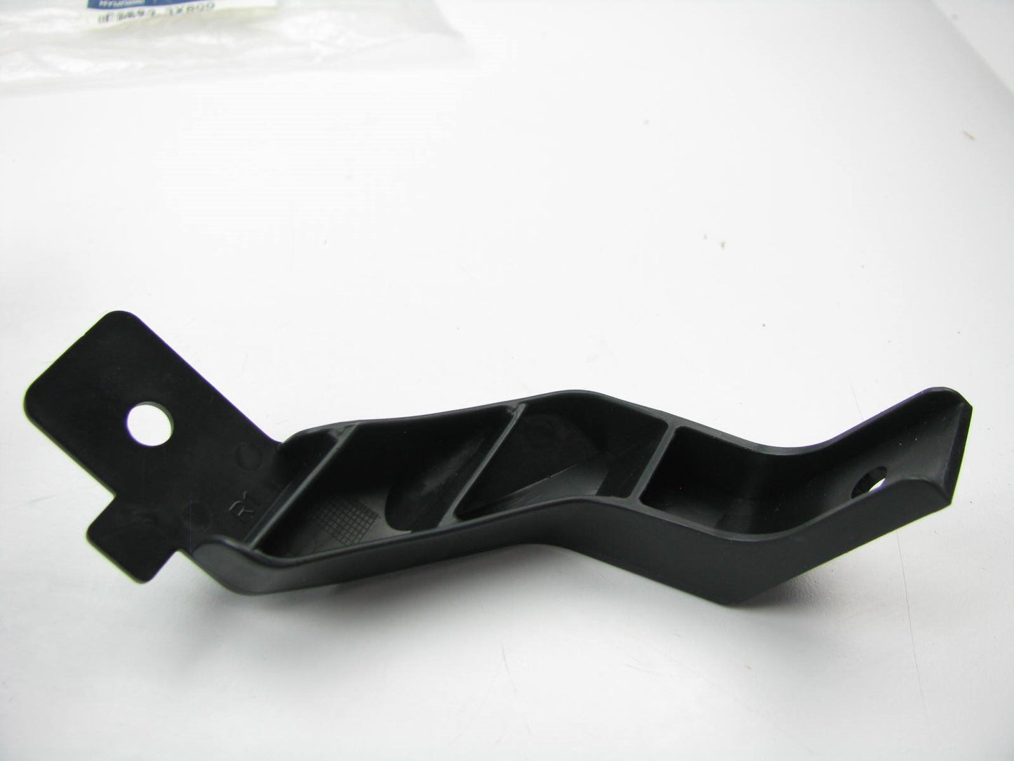 Rear Bumper Impact Bar Upper Bracket Right Passengers Side OEM For 14-16 Elantra