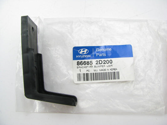 NEW GENUINE REAR Bumper Cover Lower Bracket OEM For 01-06 Elantra 866852D200