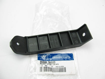 New OEM Rear Bumper Lower Rail Mounting Bracket For 2013 Elantra 866853X600