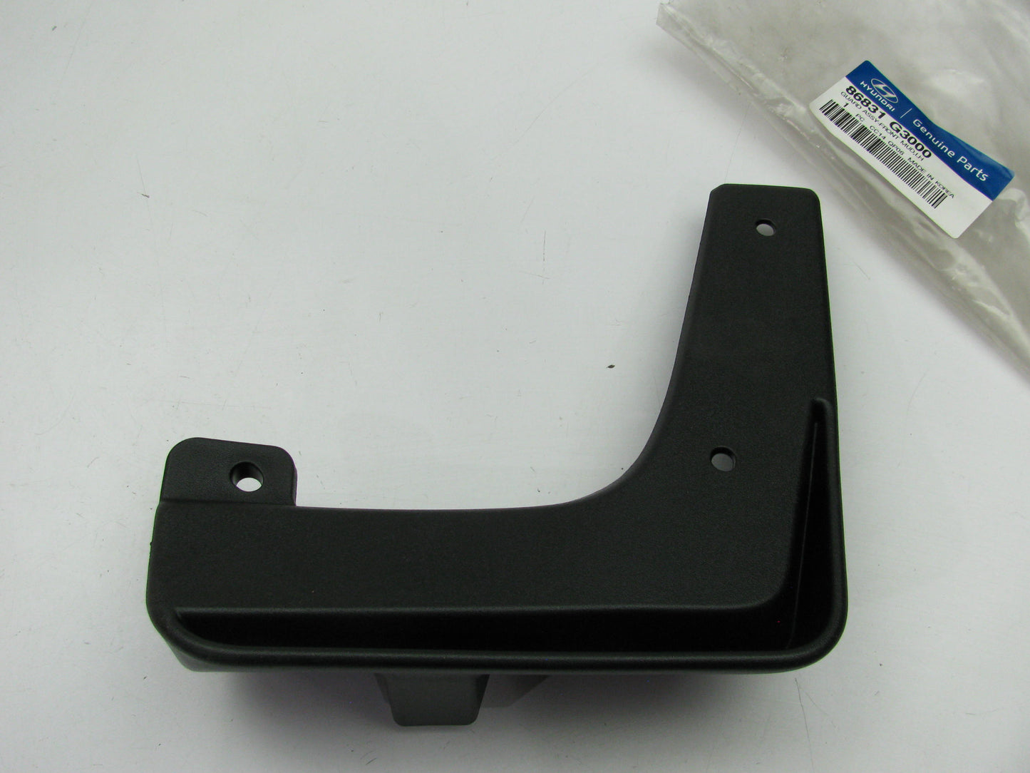 NEW GENUINE 86831G3000 FRONT LEFT Mud Splash Guard OEM For 2018-2020 Elantra GT