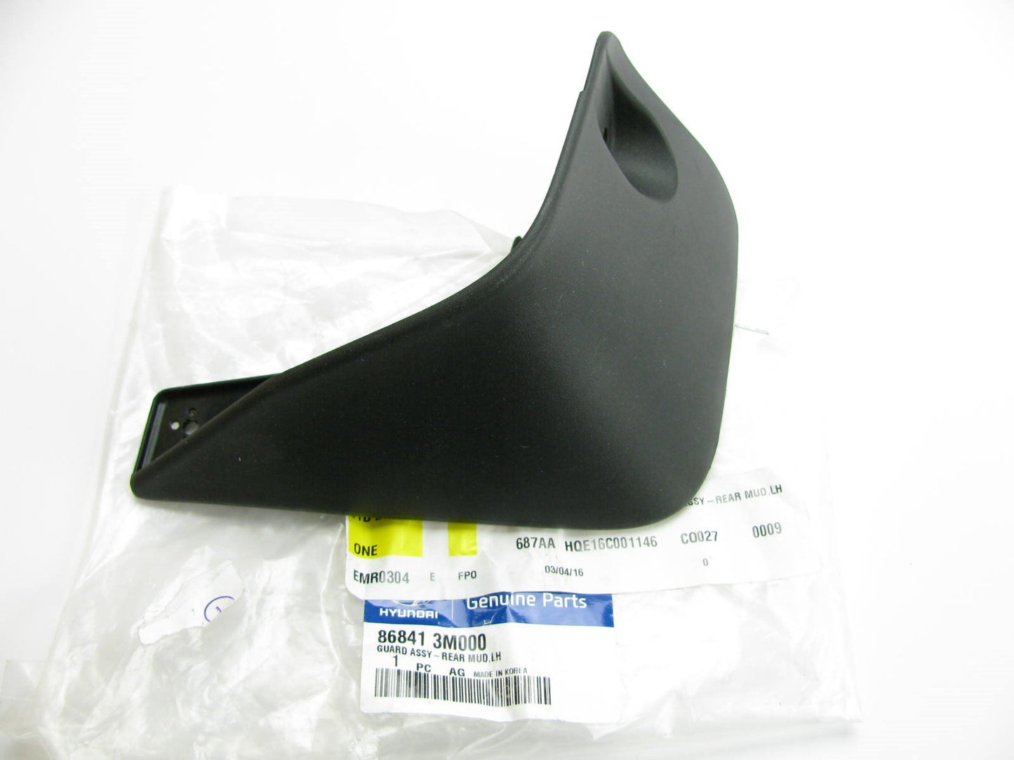 New OEM Rear Wheel Mud Splash Guard Left Driver For 09-14 Genesis 868413M000