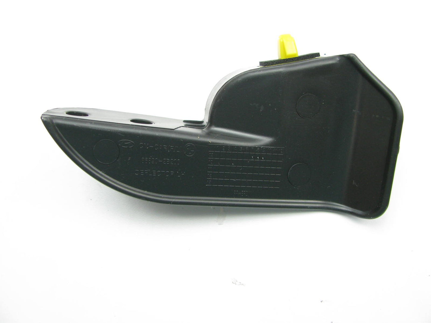 Rocker Panel Molding Bracket Rear Wheel Left Drivers Side OEM For 10-12 Santa Fe