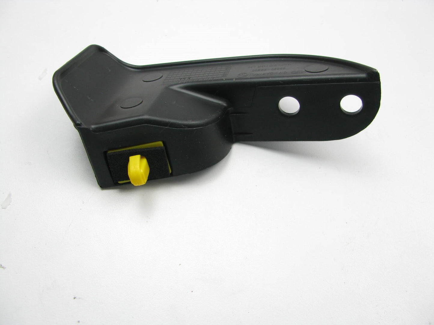 Rocker Panel Molding Bracket Rear Wheel Left Drivers Side OEM For 10-12 Santa Fe
