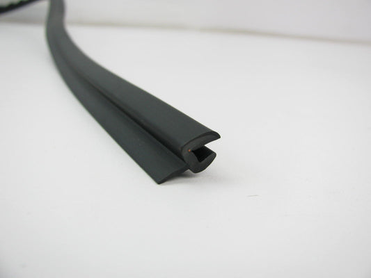 New OEM Rear Window Glass Moulding Lower For 06-11 Accent SEDAN 871321E000