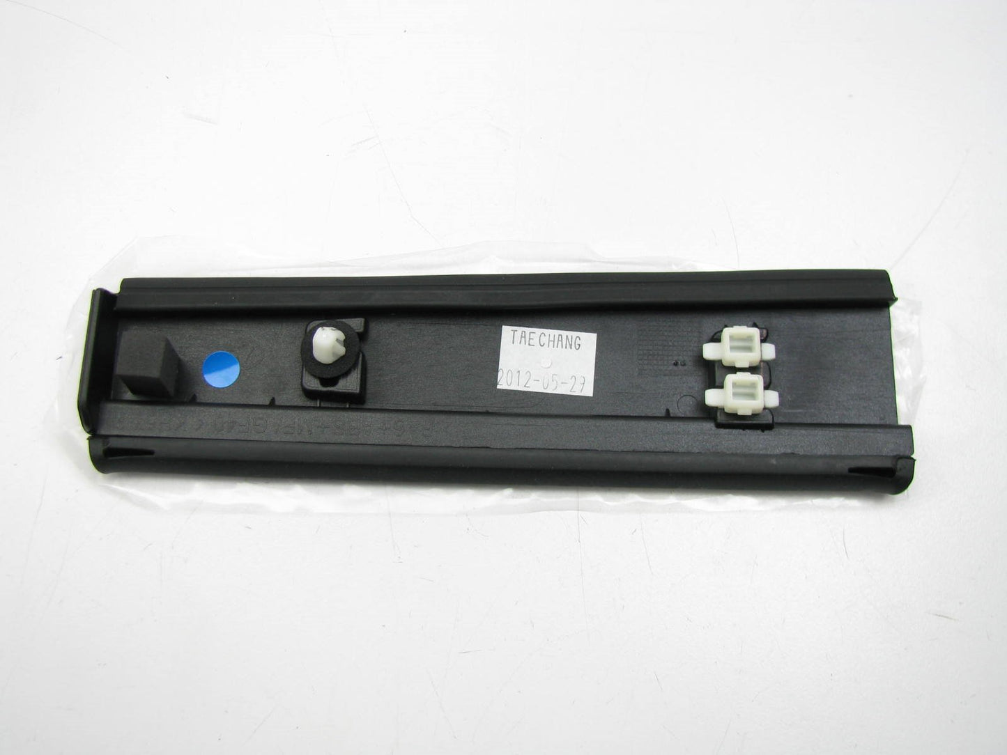 NEW GENUINE Right Passengers Side Roof Rack Moulding Trim OEM For 12-13 Santa Fe