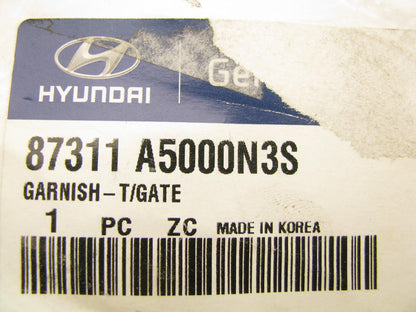 NEW GENUINE Rear Hatch Emblem Base Mounting Plate OEM For 13-17 Elantra GT
