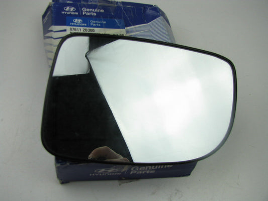 NEW - OEM Left Drivers Exterior HEATED Mirror Glass For 2006 Santa Fe