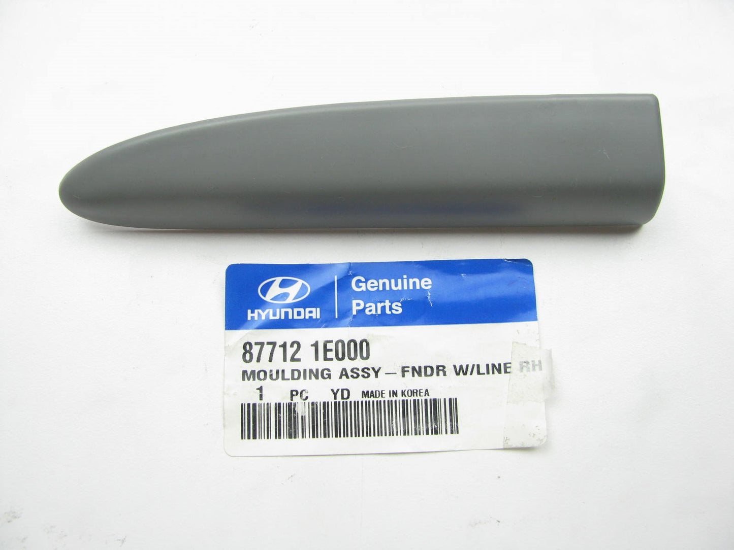 Right Passengers Side Fender Moulding Trim OEM For 2006-2009 Accent 877121E000