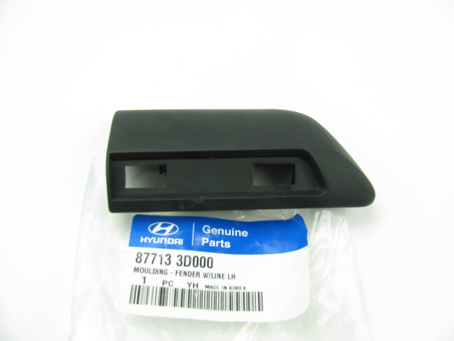 NEW GENUINE Left Drivers Side Fender Moulding OEM For 2002-05 Sonata 877133D000