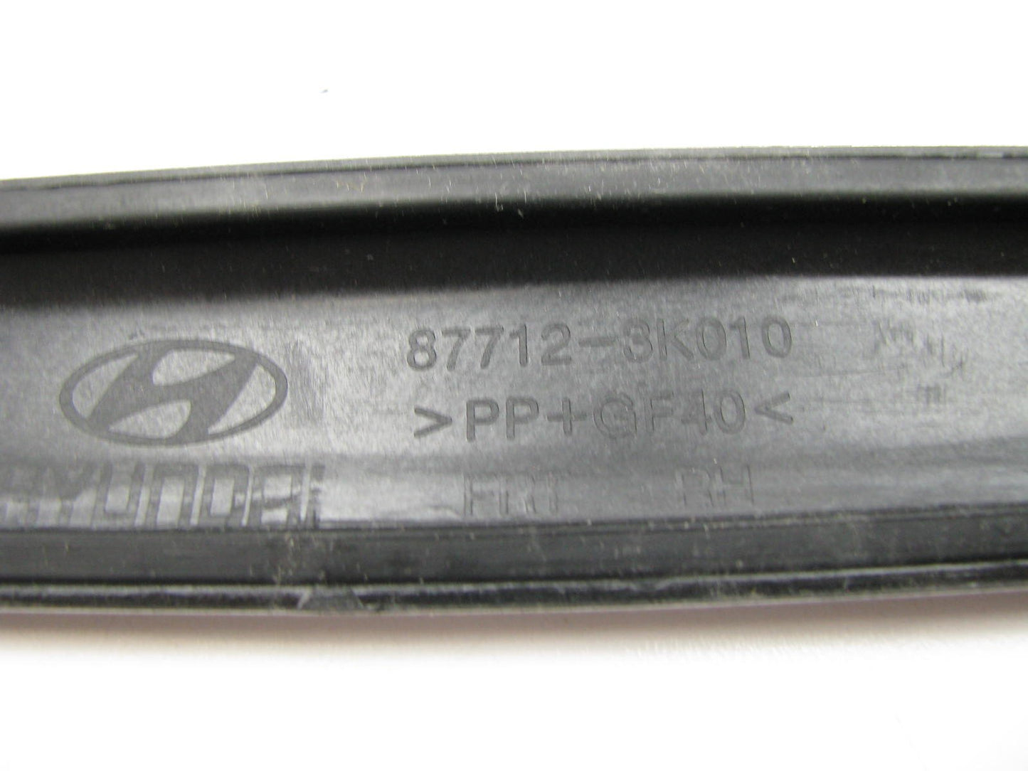 NEW - OEM 877143K010 Front Right Door Body Moulding Trim CHROME For 05-07 Sonata