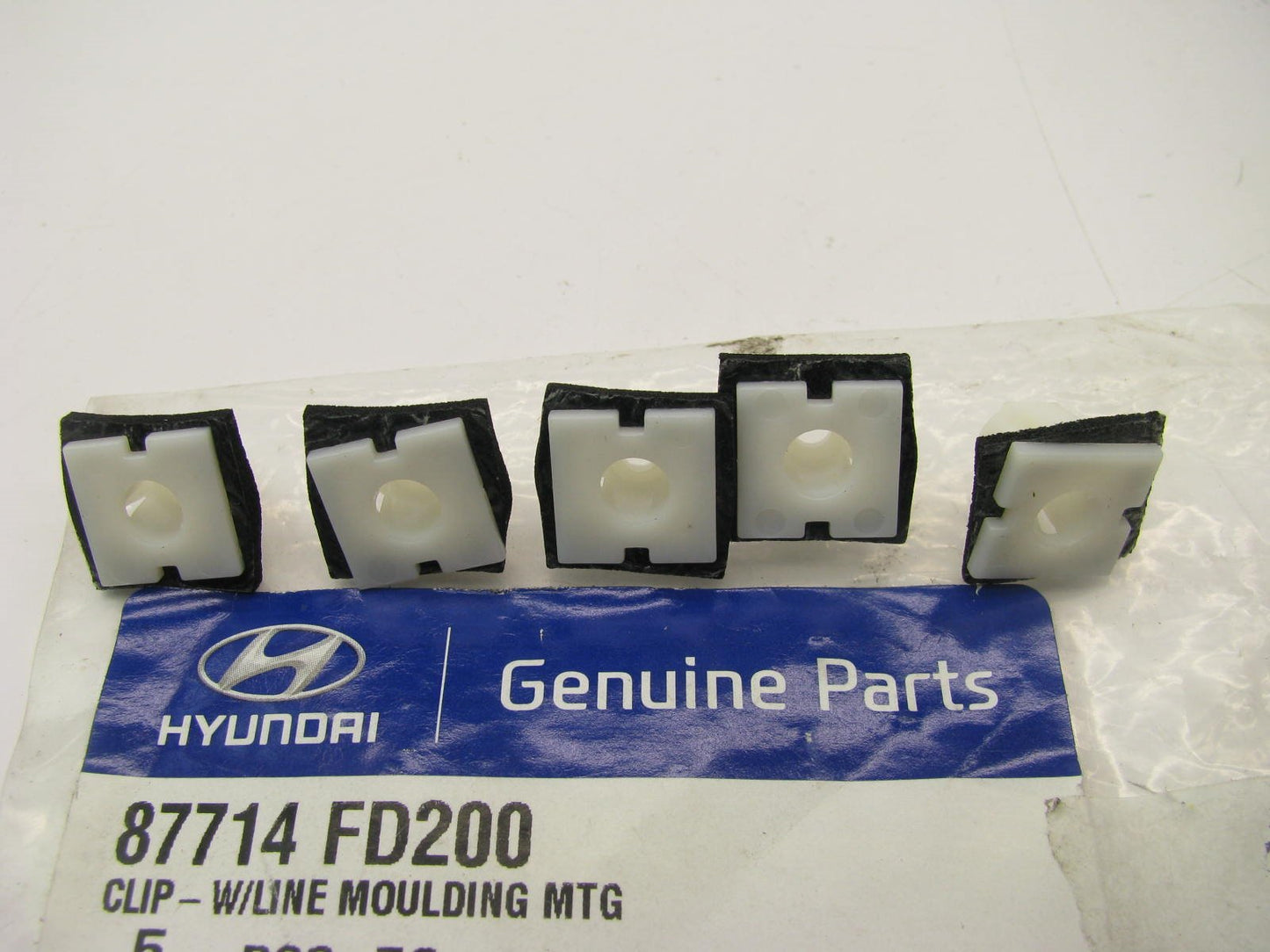 (5) NEW Door Body Side Molding Retainer Clips OEM For Hyundai 87714FD200