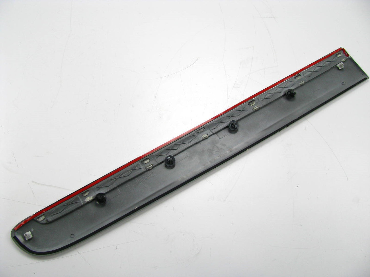 NEW GENUINE REAR Left Side Sliding Door Molding WHITE OEM For 2007-08 Entourage