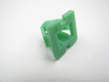 (5) NEW Waist Line Moulding Mounting Retainer Clips OEM For Hyundai 8775634520