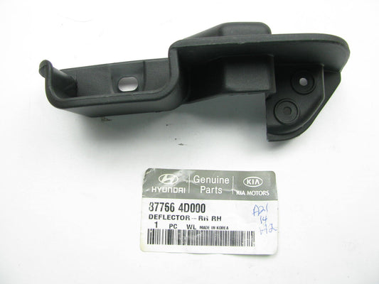 Rear Right Rocker Panel Moulding Deflector OEM For 07-08 Entourage, 06-14 Sedona