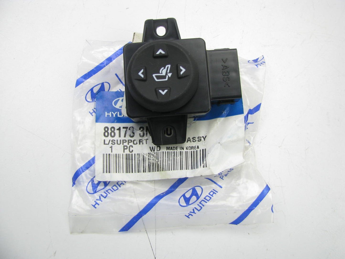 New OEM Front Left Side Lumbar Adjust Switch For 11-13 Equus 881733N000