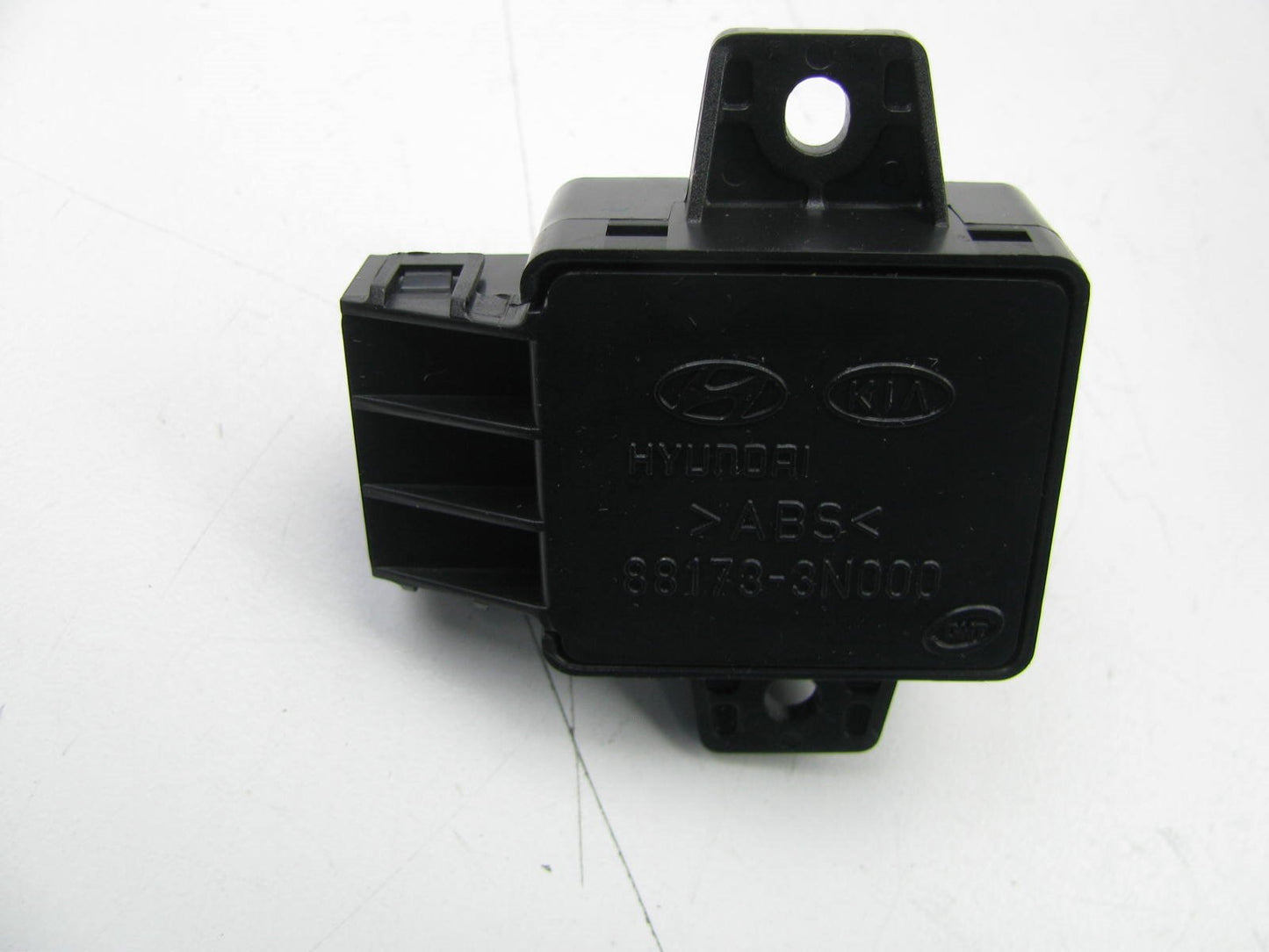 New OEM Front Left Side Lumbar Adjust Switch For 11-13 Equus 881733N000