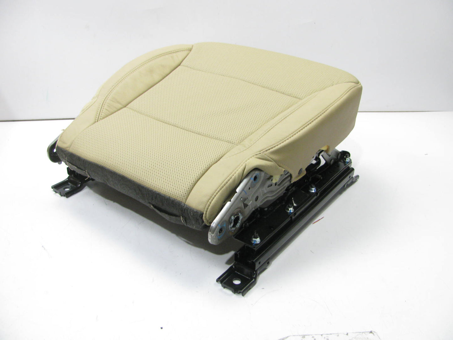 NEW 882003Q180YDP Front RIGHT Seat Assembly W/ Seat Warmer OEM For 09-14 Sonata