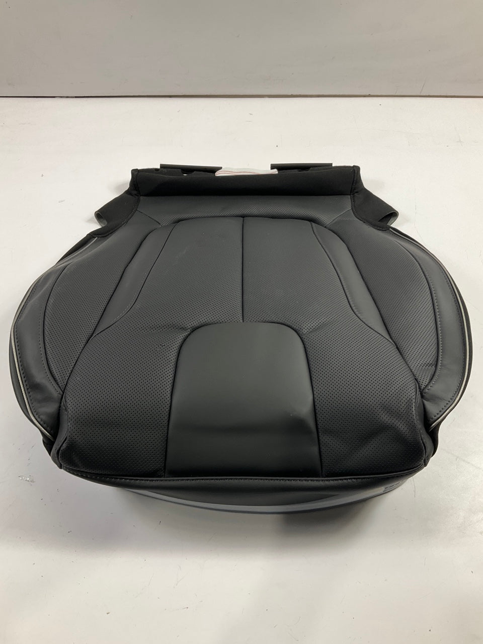 Front Right Black Leather Seat Bottom Cushion Cover OEM For 2020-2022 Palisade