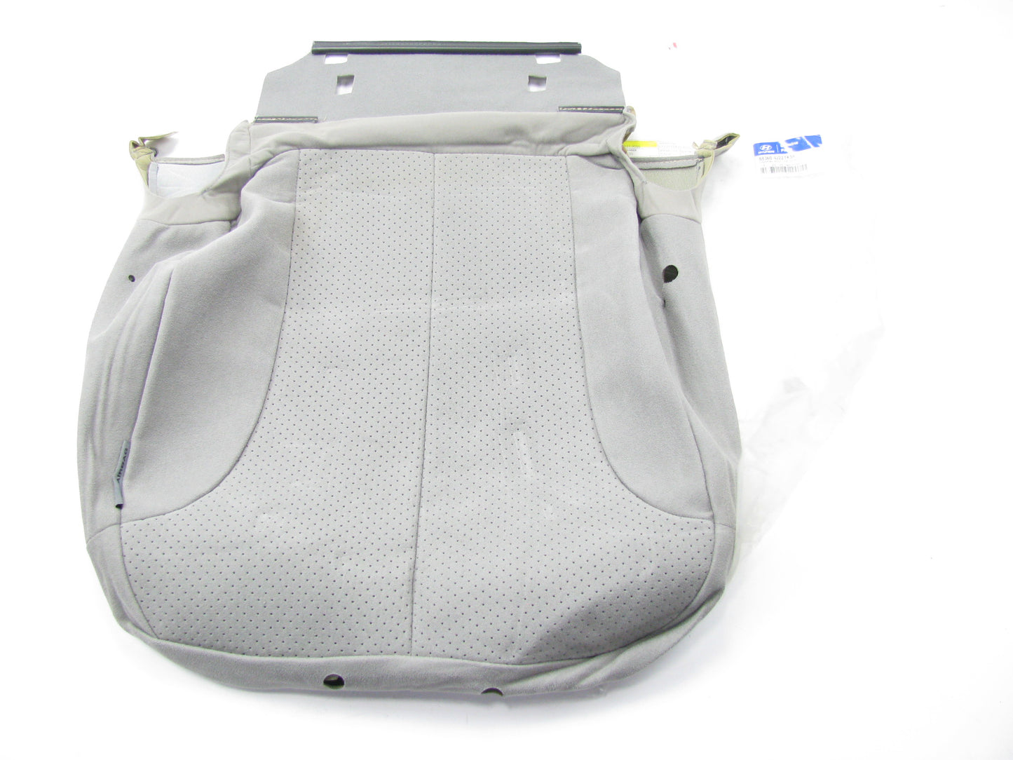 NEW - OEM 88360 4J221KS6 Front Left Seat Cover For 2006-2008 Hyundai Entourage