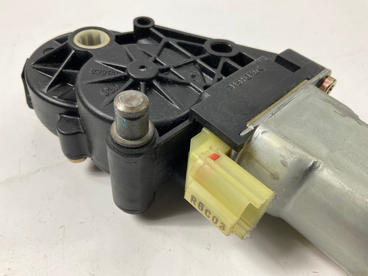 Right Passengers Side Seat Recline Adjust Motor OEM For 05-06 Azera 88409TG540